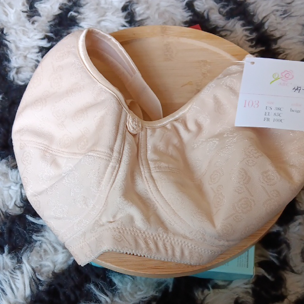 Beautiful New Beige Bra (Mastecomy Bra) Size 38C